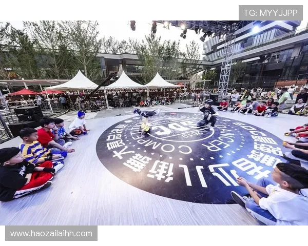 杭州攀岩队在世界街舞大赛中的默契配合与精彩表现分析